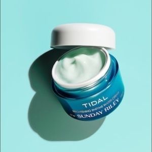 BNIB 1.7 TIDAL Brightening Enzyme Water Cream
